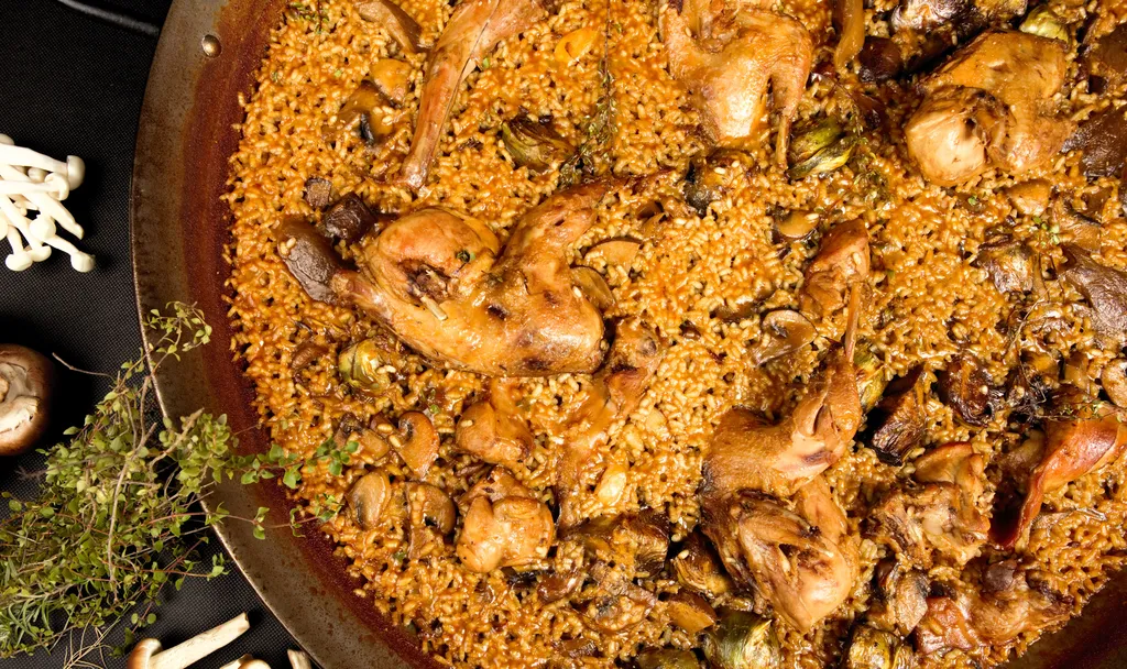 Paella de caza